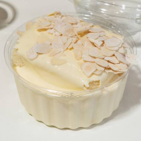 Molten Cream Cheese Sponge Cake with Almond on Top